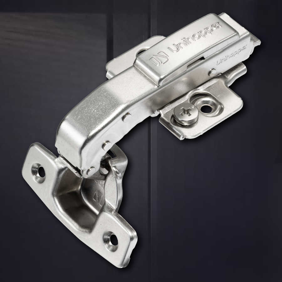 фото Угловая 90° 3D петля UNIHOPPER для фальшпанели с доводчиком, 45мм, с декоративной накладкой