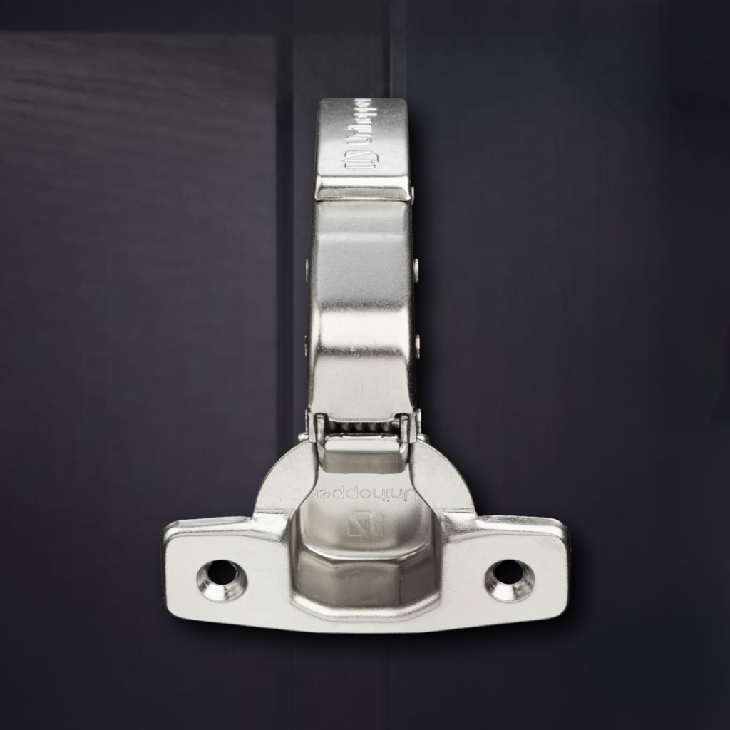 фото Угловая 90° 3D петля UNIHOPPER для фальшпанели с доводчиком, 45мм, с декоративной накладкой