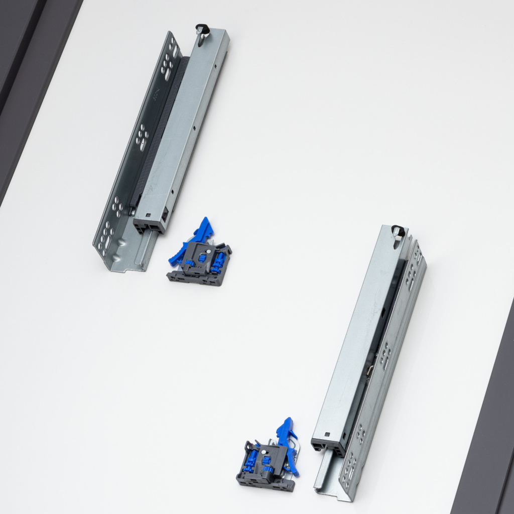 фото Направляющие скрытого типа 250мм Clip-on полного выдвижения с доводчиком c синхронизатором 3D регулировкой