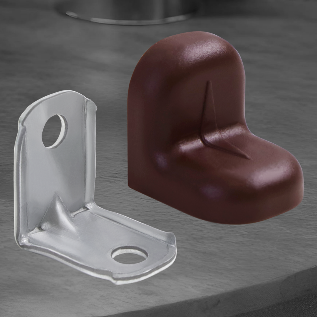 фото Уголок крепежный с пластиковой крышкой, орех