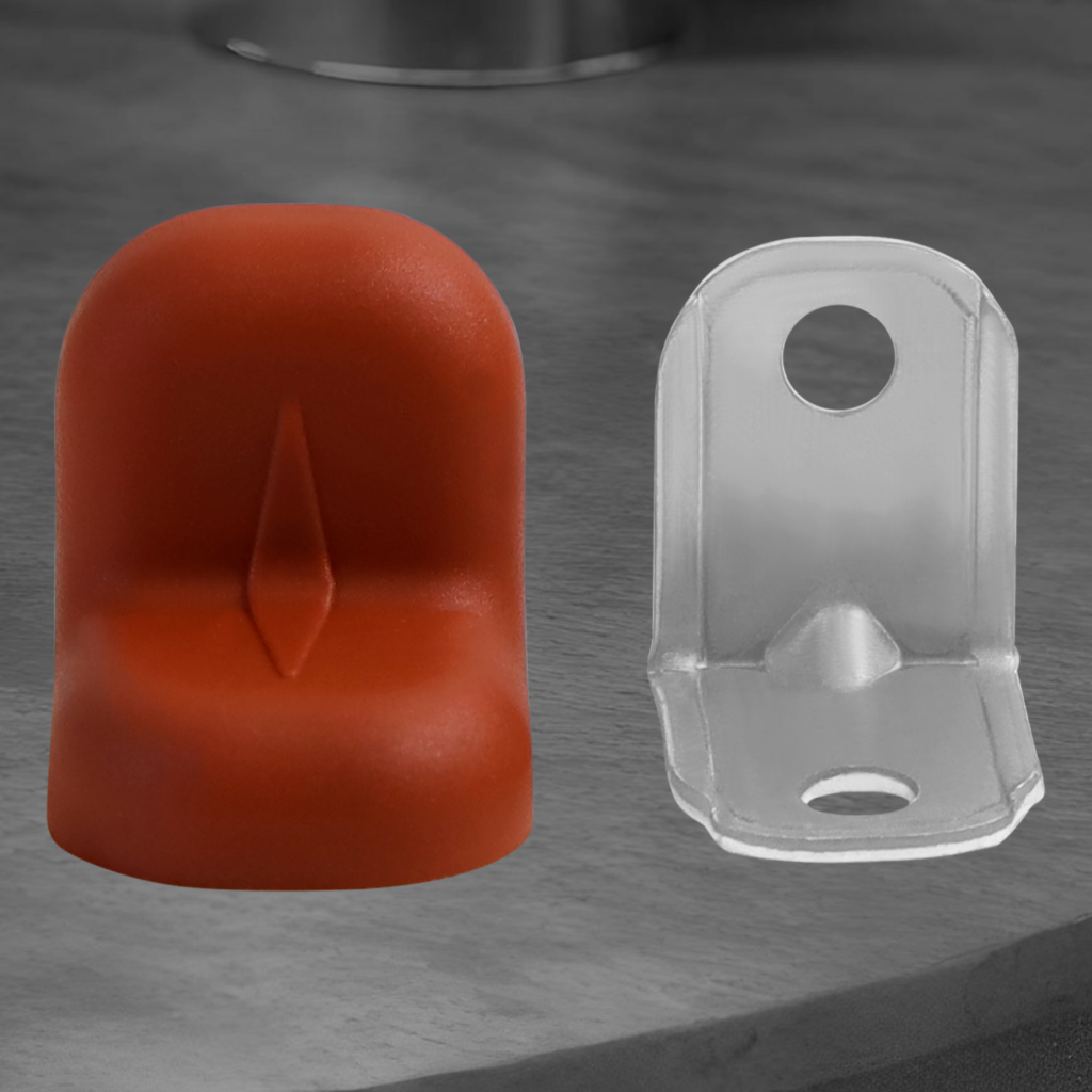 фото Уголок крепежный с пластиковой крышкой, красное дерево светлое