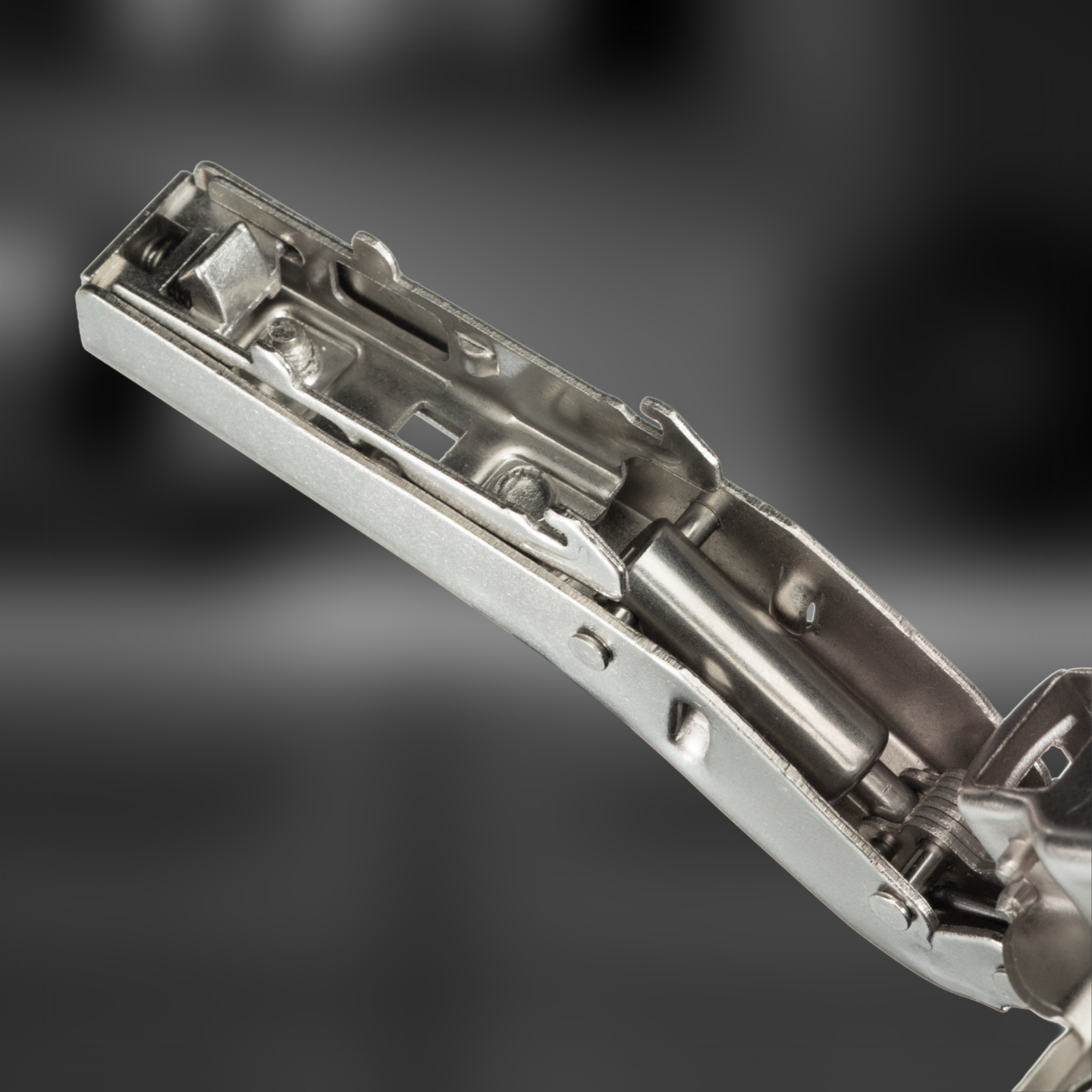 фото Петля угловая 45° Clip-on с доводчиком