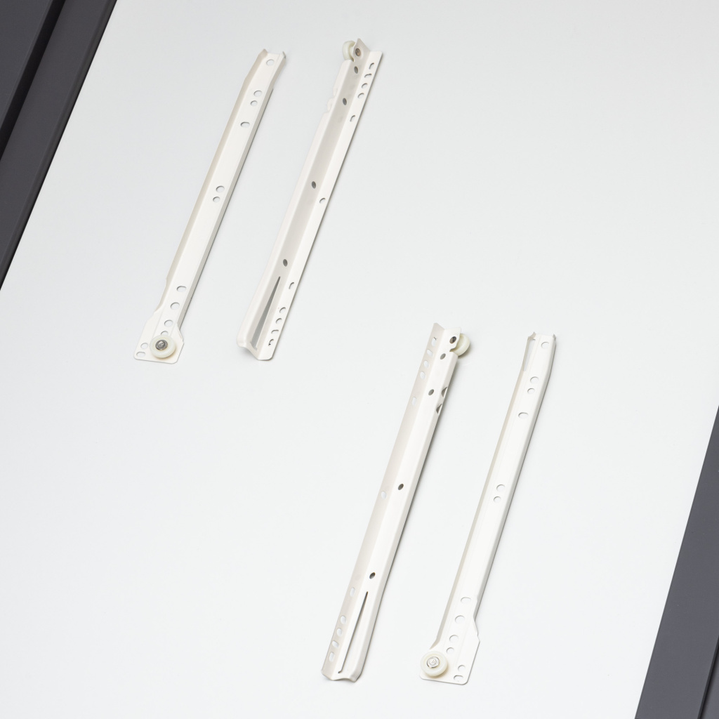 фото Роликовые направляющие RAL9010 300mm белые