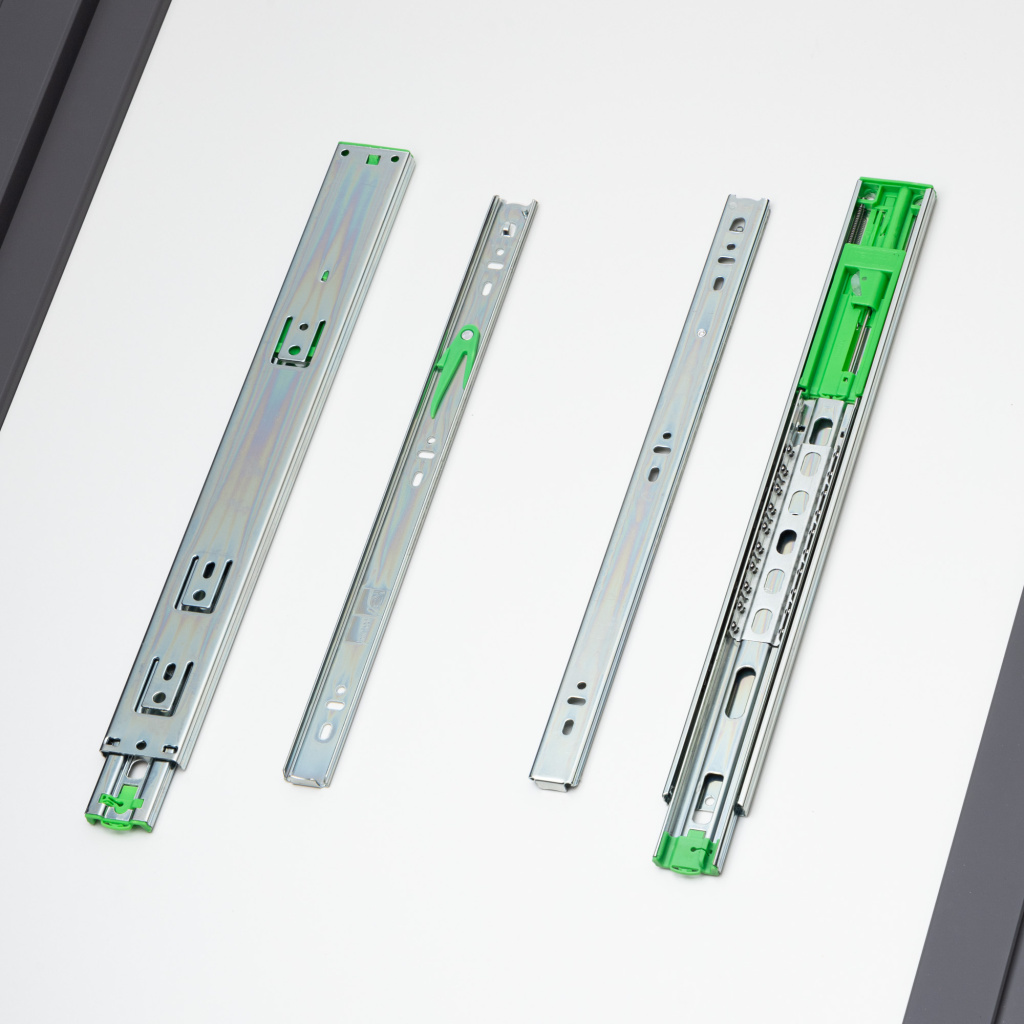 фото Шариковые направляющие полного выдвижения FGV 400 мм H=45мм с доводчиком