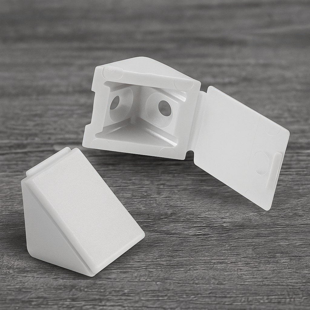 фото Уголок пластиковый монтажный, белый