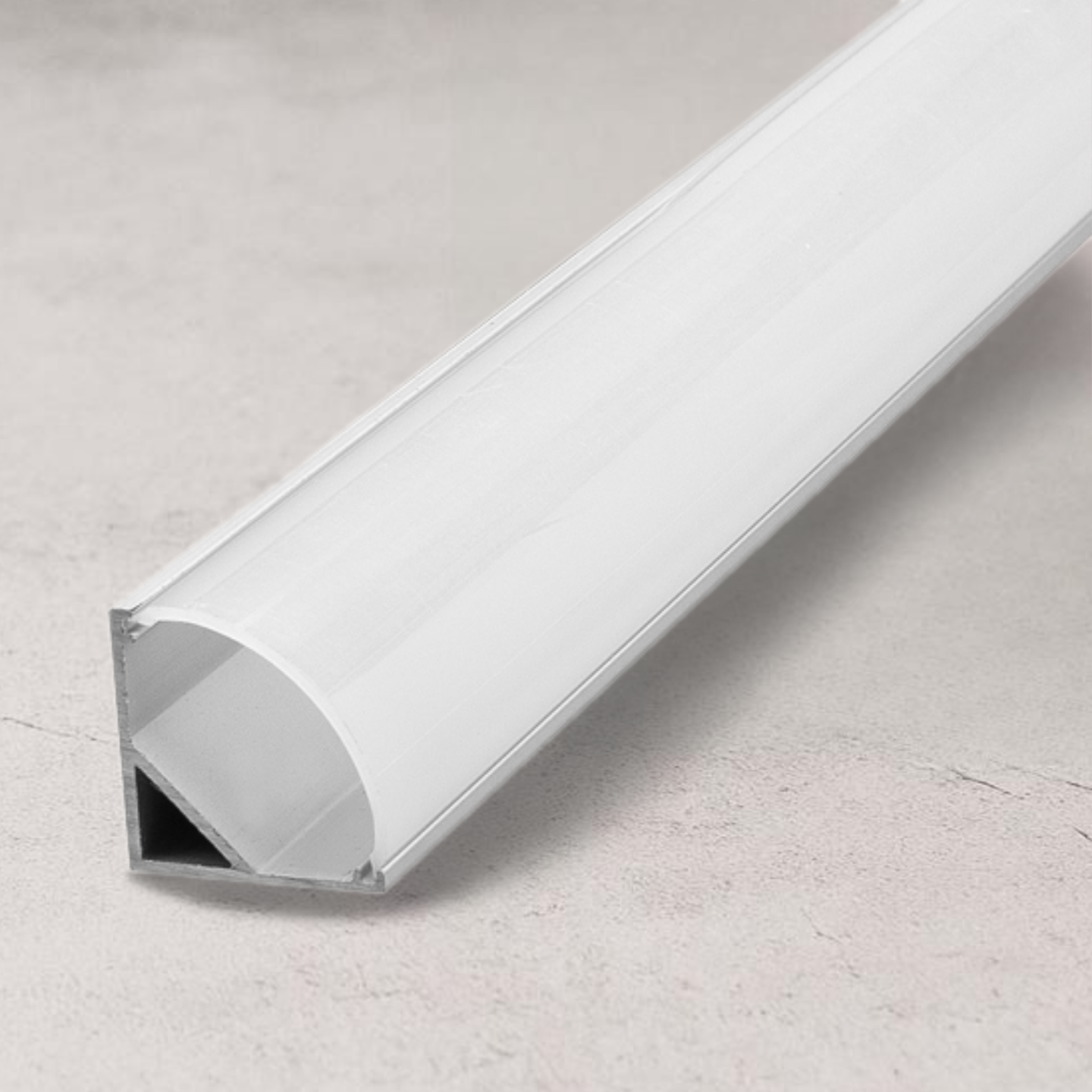 фото Профиль угловой алюм. 2 м. для светодиодной ленты, 4 клипсы, 4 заглушки с отверстием, 19.143.36.664