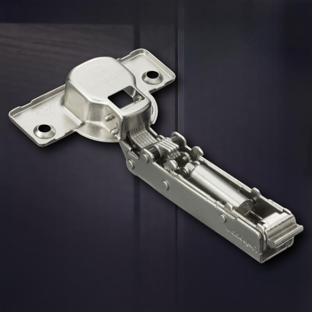 фото Накладная 3D петля UNIHOPPER SETTON с доводчиком, 52мм, с декоративной накладкой