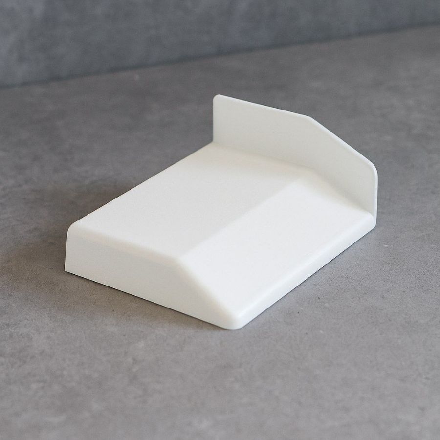 фото Крышка 801.00.01.00.DX для усиленной подвески , белая, правая R, CAMAR