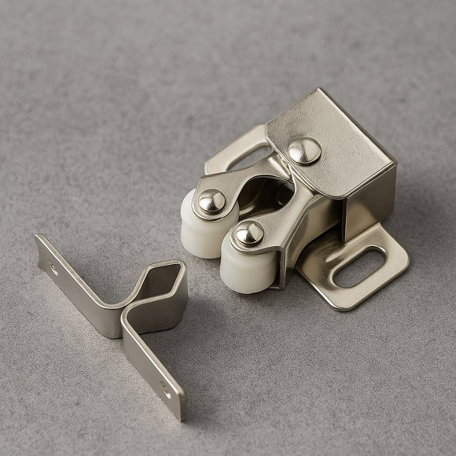 фото Защелка роликовая накладная, никель