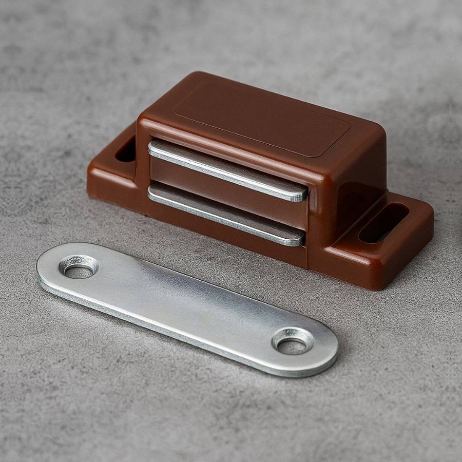 фото  Защёлка магнитная одинарная коричневая, 2.5 кг, с ответной планкой